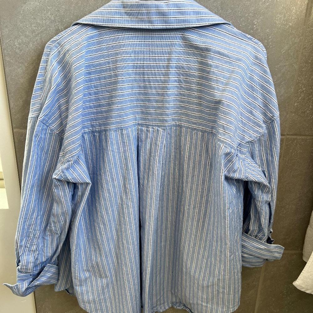 ZARA women's button down size M